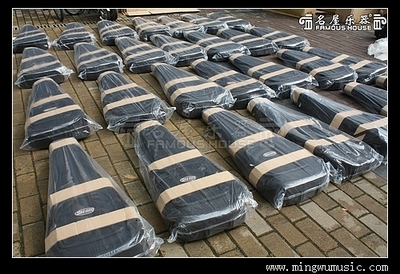 Selong民謠吉他包大量到貨!2011-3-11_成都店產品資訊_貨物動態_中部文章_系統分類_名屋樂器|名屋琴行|名屋樂器琴行|成都名屋琴行官網|武漢名屋樂器琴行|成都最專業的吉他琴行!